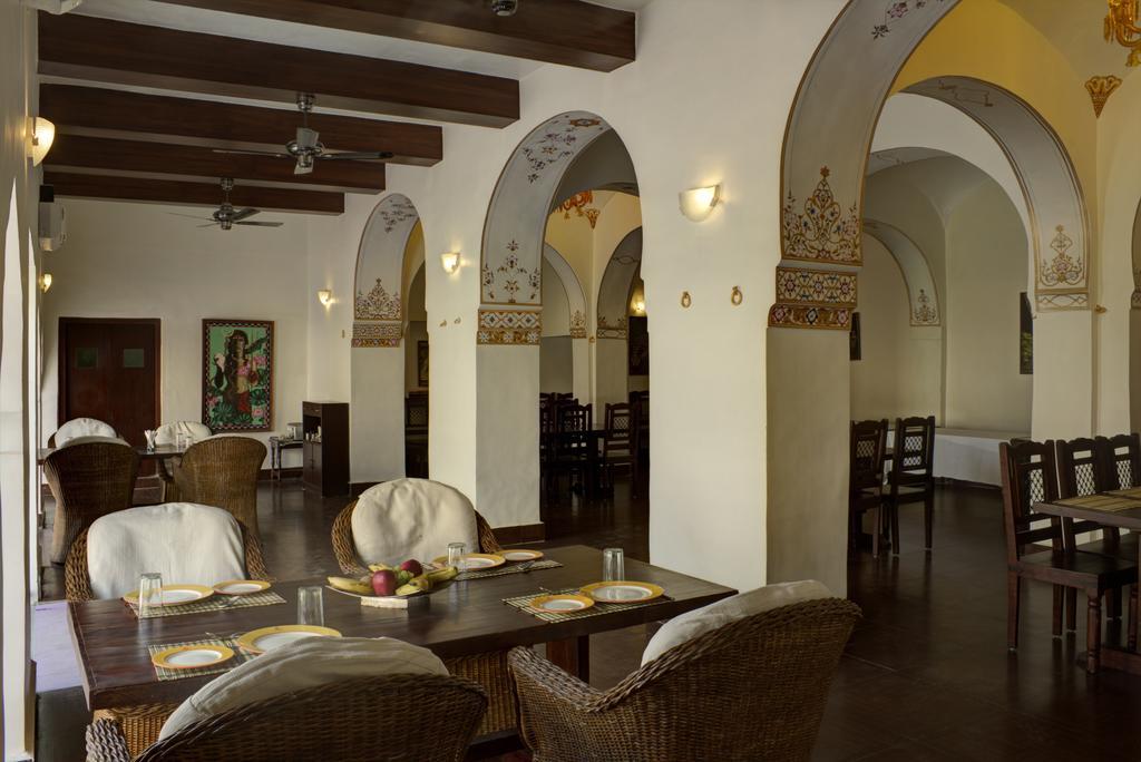 Amritara Surajgarh Fort Extérieur photo