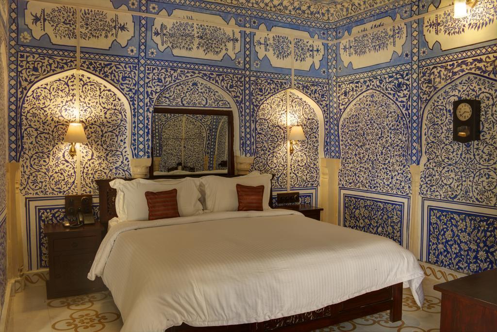 Amritara Surajgarh Fort Chambre photo