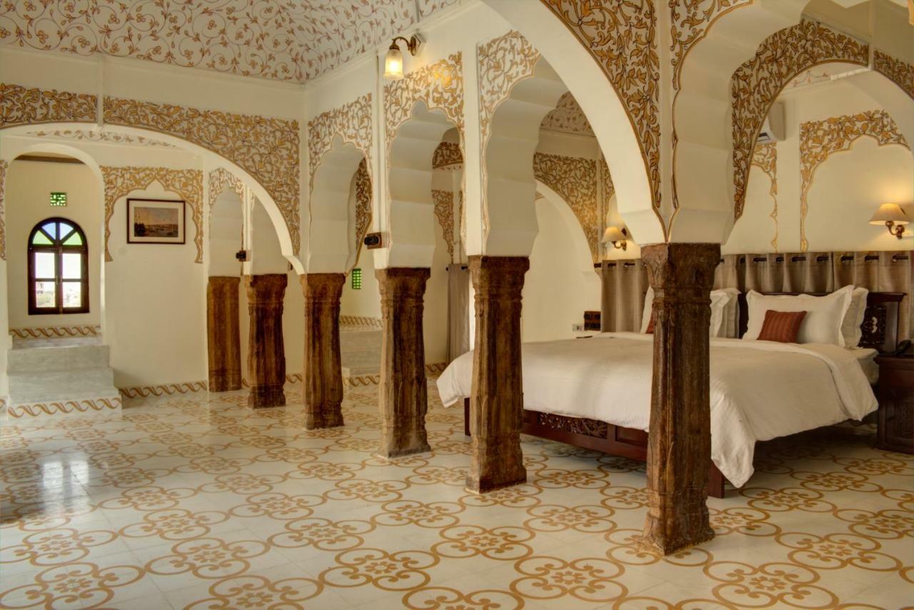 Amritara Surajgarh Fort Extérieur photo
